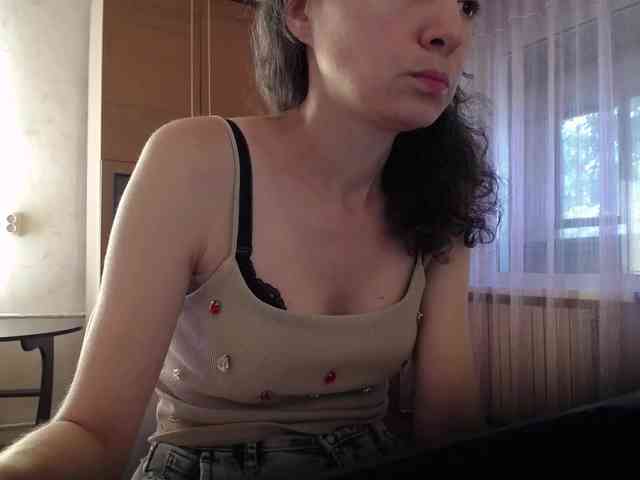 Millie webcam