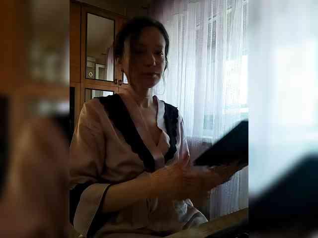 Viviennn webcam