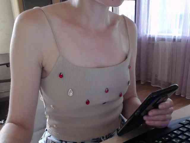 Millie webcam