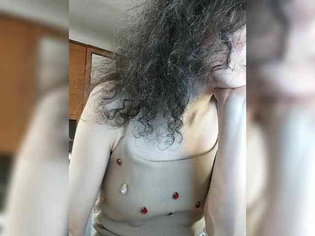 Viviennn webcam