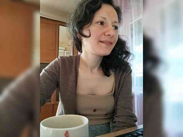 Viviennn webcam