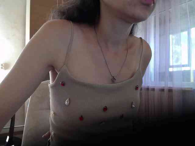 Millie webcam