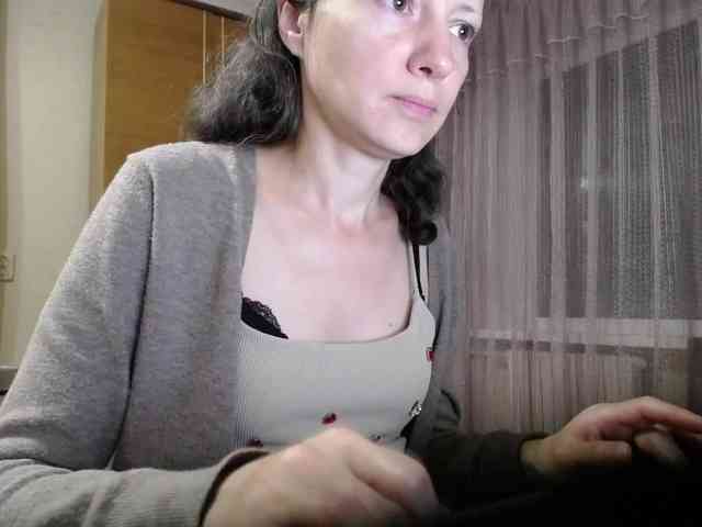 Millie webcam