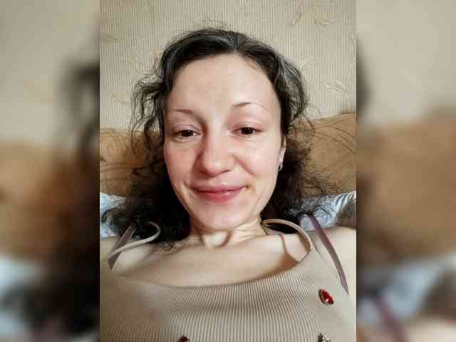 Viviennn webcam