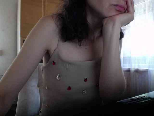 Millie webcam