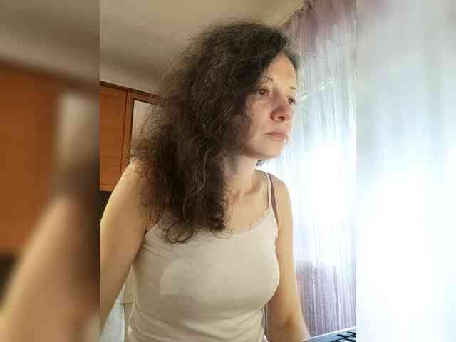 Viviennn webcam