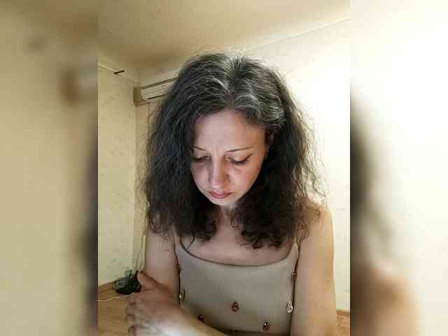 Millie webcam