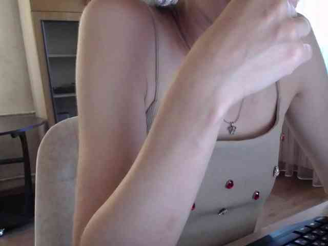 Millie webcam