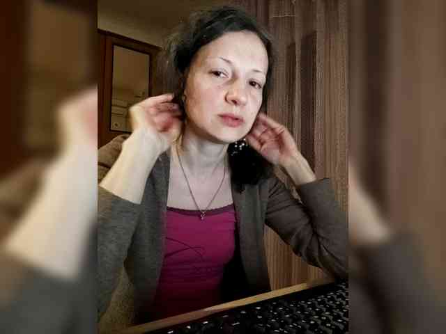 Viviennn webcam