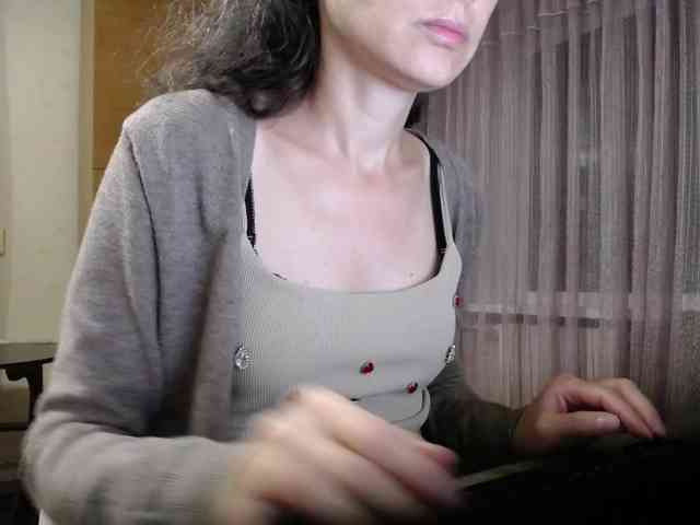 Millie webcam