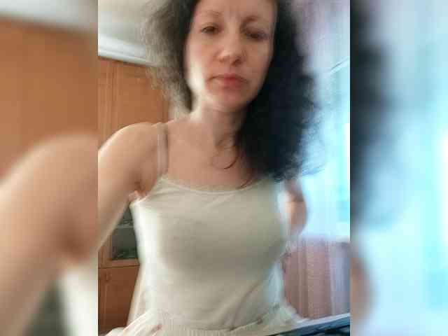 Viviennn webcam