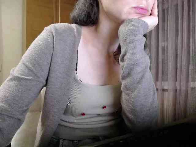 Millie webcam