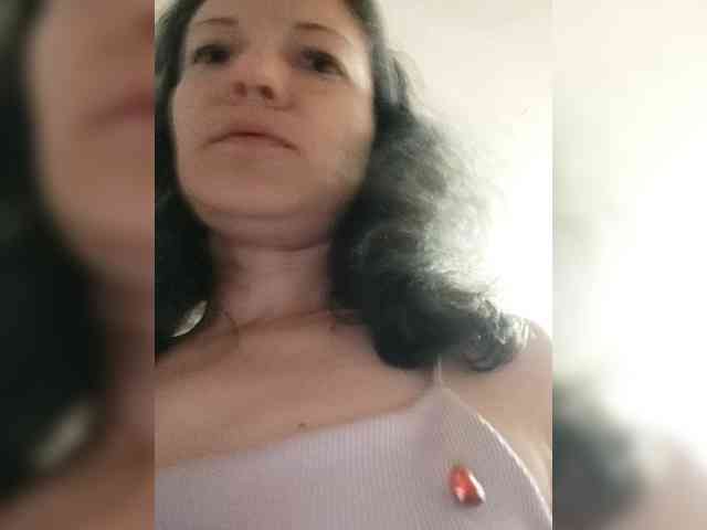 Millie webcam