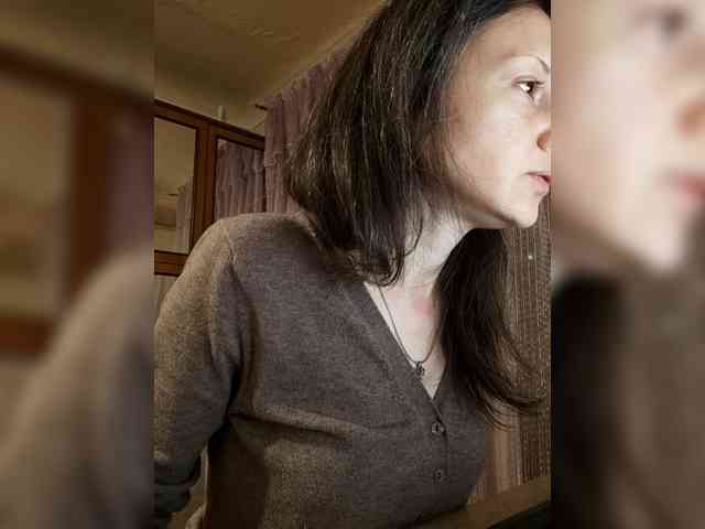 Viviennn webcam
