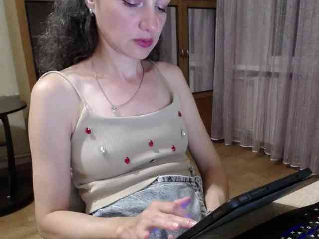 Millie webcam
