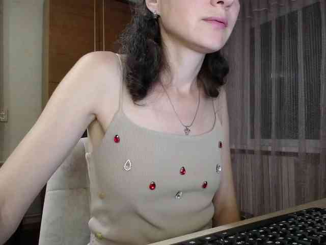 Millie webcam