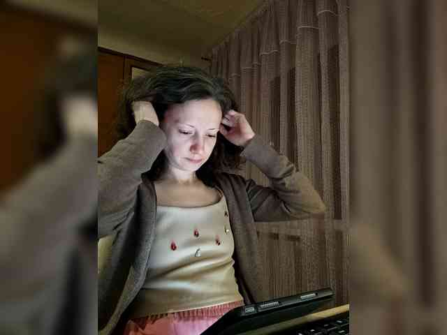 Viviennn webcam