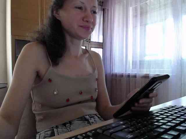 Millie webcam