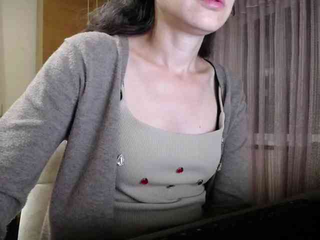 Millie webcam