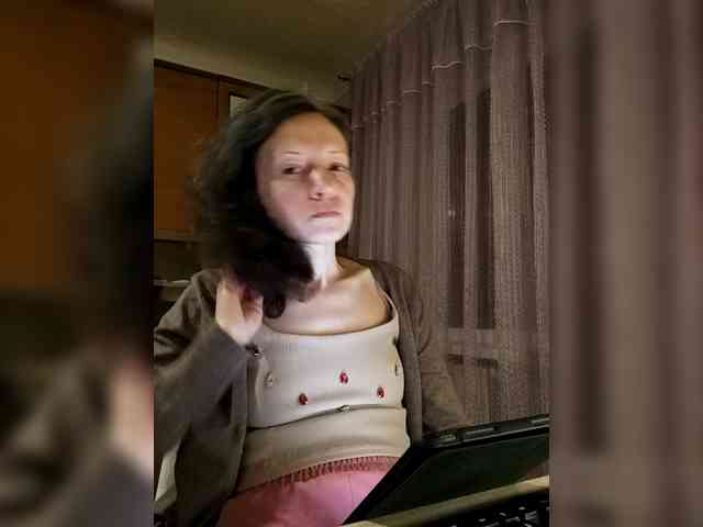 Viviennn webcam