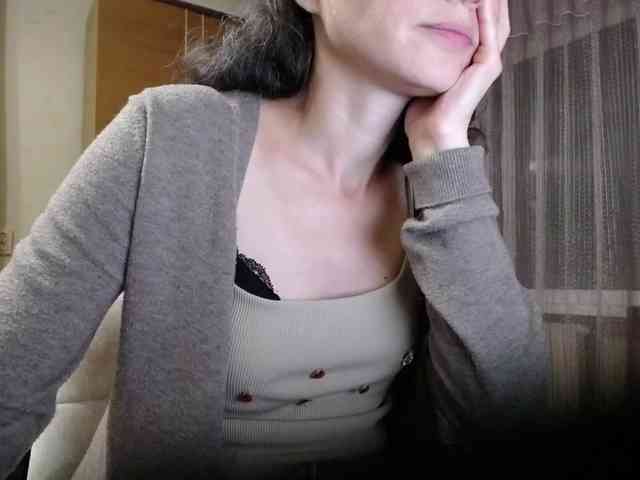Millie webcam