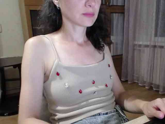 Millie webcam