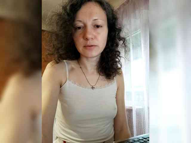 Viviennn webcam