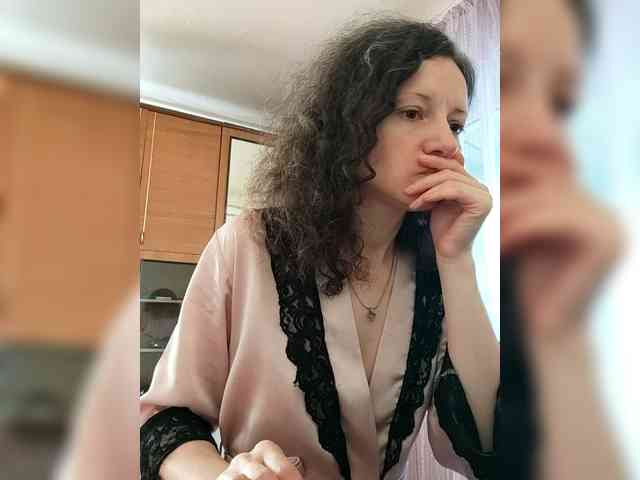 Viviennn webcam