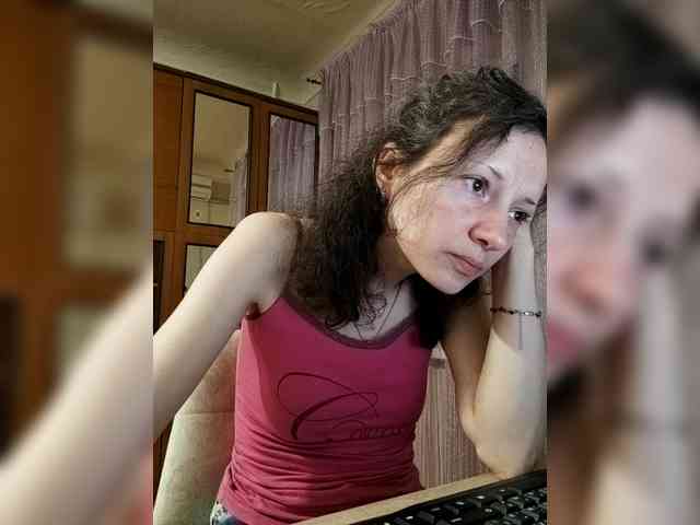 Viviennn webcam