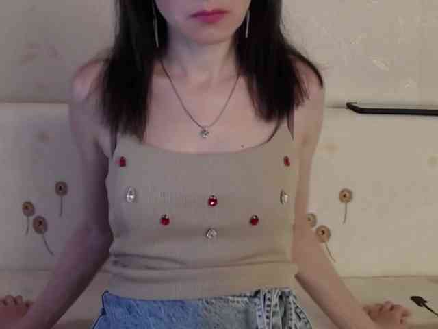 Loliiiitka webcam