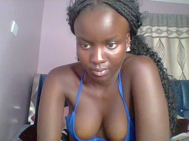 Cutiechoco live cam on BongaCams
