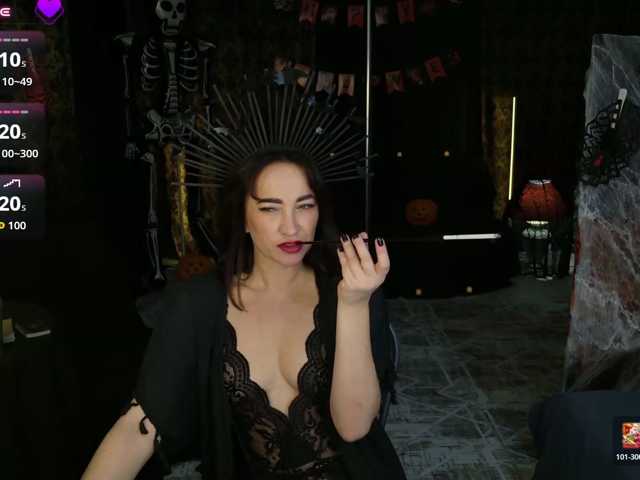 AnneKarma live webcam