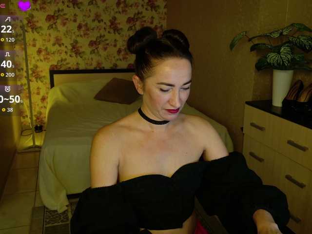 AnneKarma live webcam show