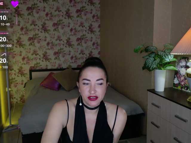 AnneKarma ao vivo no BongaCams
