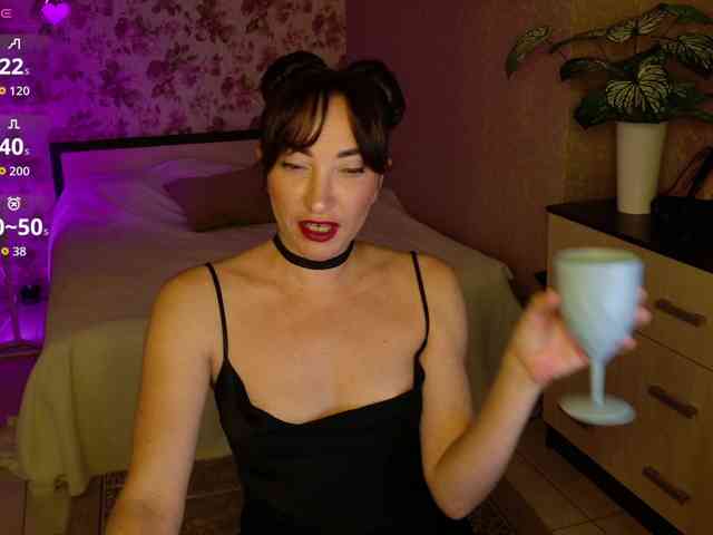 AnneKarma webcam