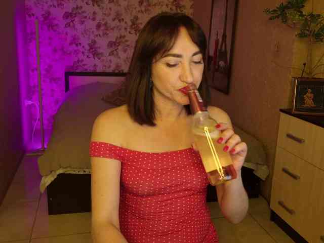 AnneKarma webcam