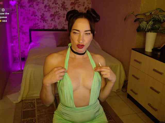 AnneKarma webcam
