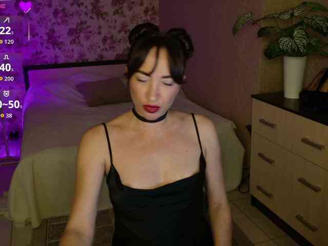 AnneKarma webcam