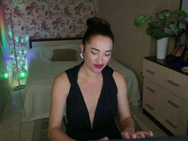 AnneKarma webcam