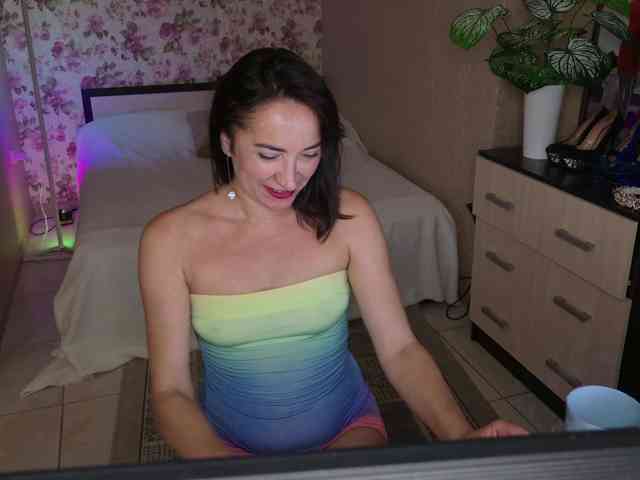 AnneKarma webcam