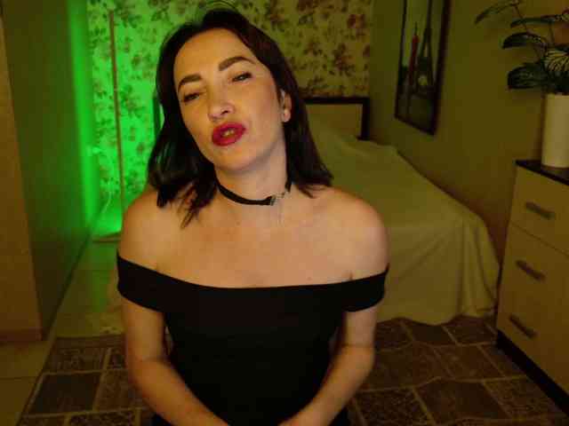 AnneKarma webcam
