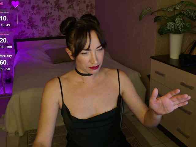 AnneKarma webcam