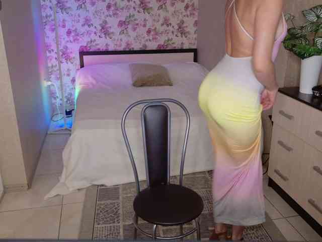 AnneKarma webcam