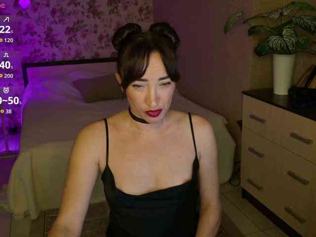 AnneKarma webcam