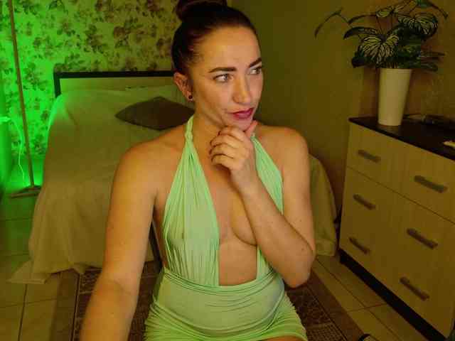 AnneKarma webcam