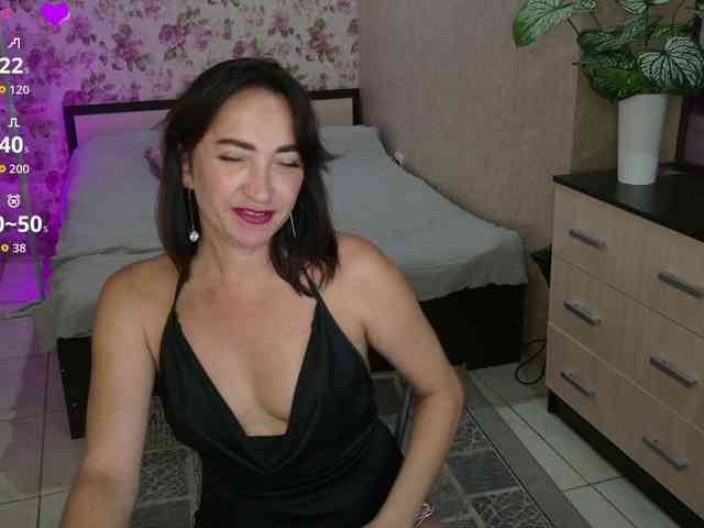 AnneKarma webcam