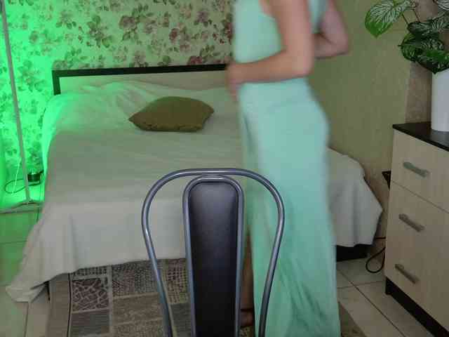 AnneKarma webcam