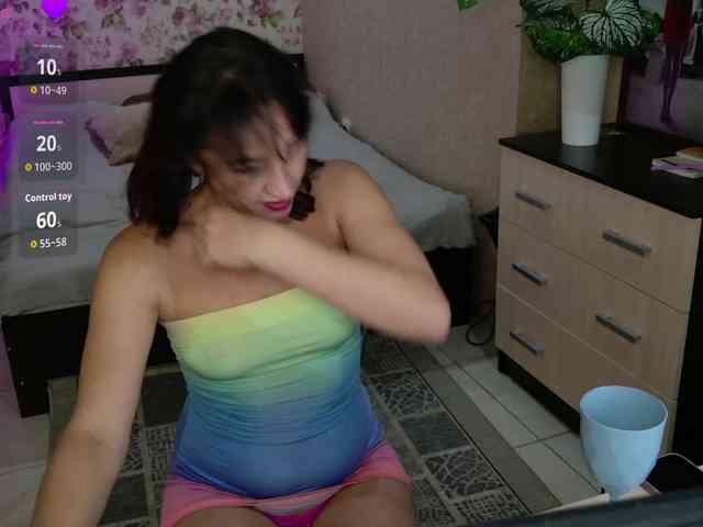 AnneKarma webcam