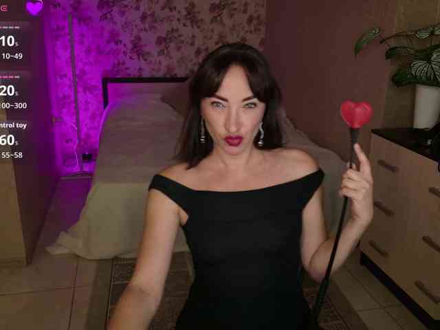AnneKarma webcam