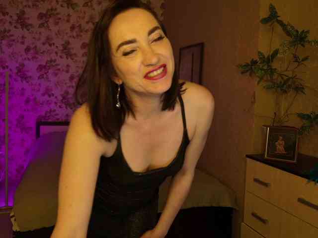 AnneKarma webcam